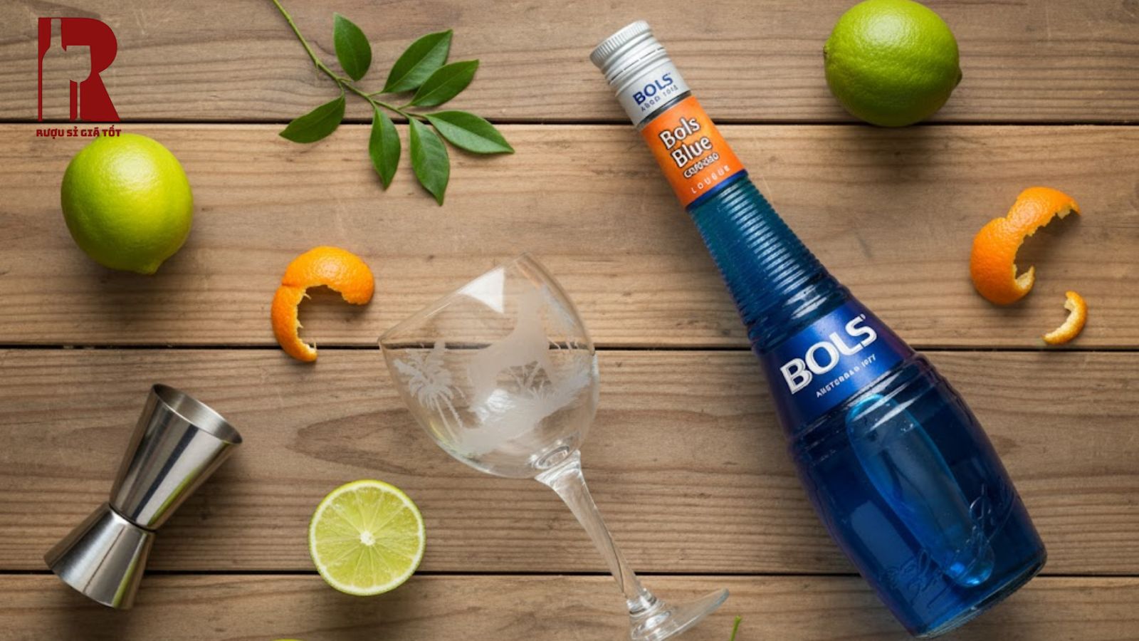 Rượu mùi Blue Curacao