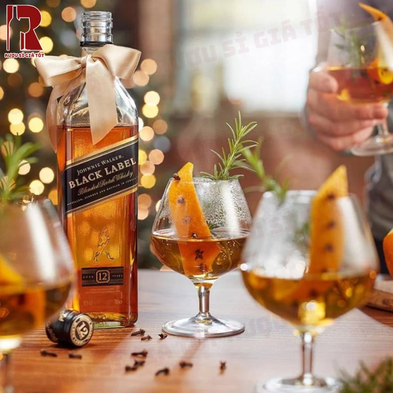 Rượu Johnnie Walker Black Label

