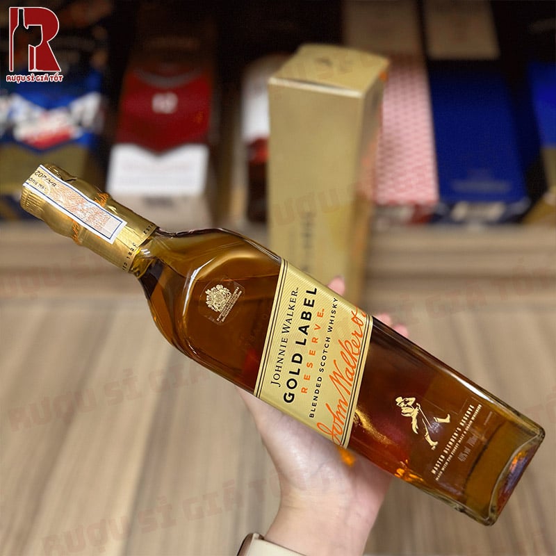 Rượu Johnnie Walker Gold Label Reserve
