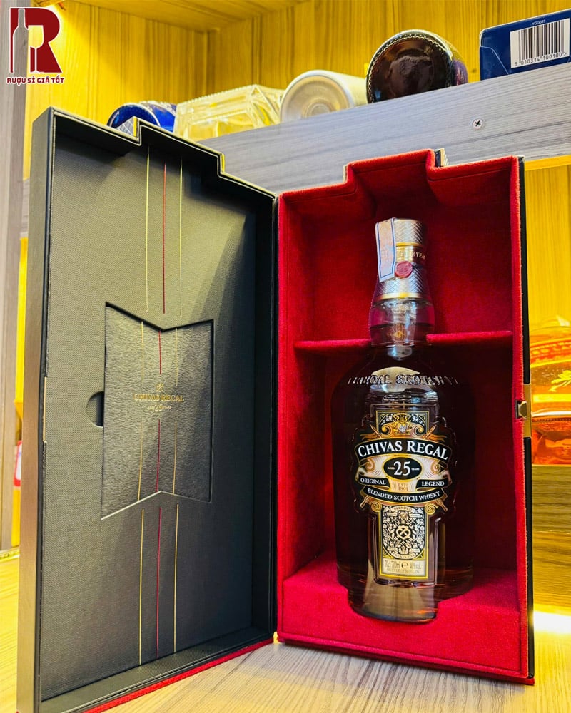 Chivas Regal 25