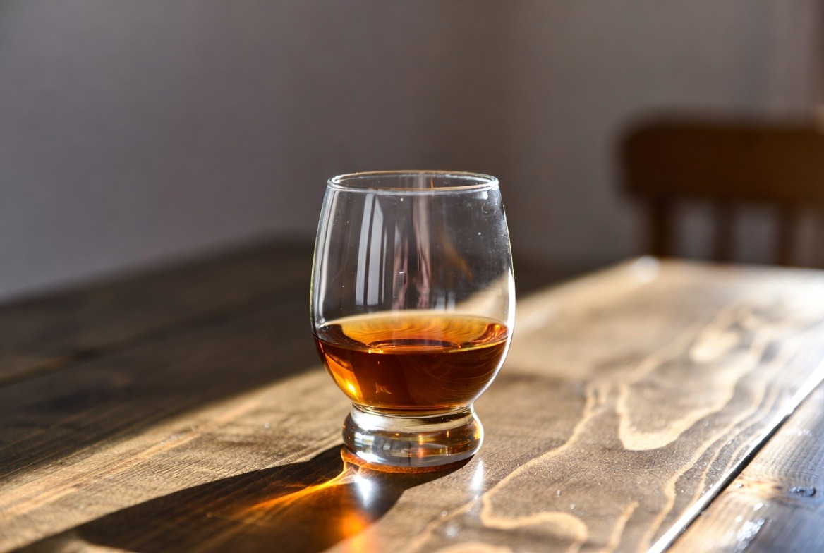 Hennessy: Từ Cognac Pháp Đến Biểu Tượng Rượu Mạnh