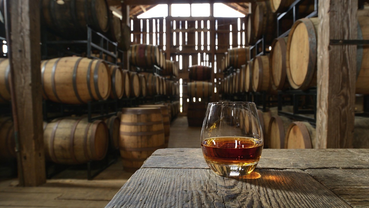 Jim Beam Bourbon – Di Sản 7 Thế Hệ Từ Kentucky