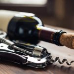 Corkscrew Là Gì? Dụng Cụ Mở Nút Bần Rượu Vang